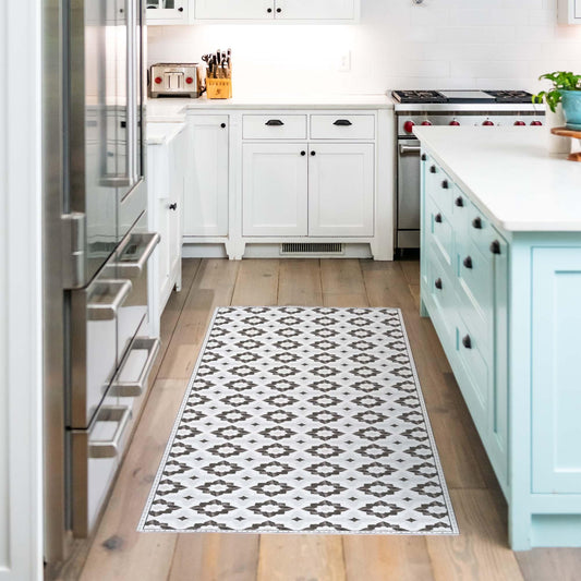 Sarah FloorFlat | Black - Premium Vinyl Mat